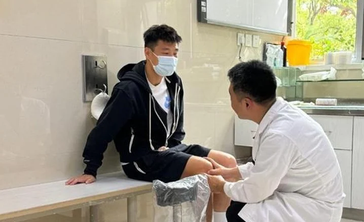 乐部中保持